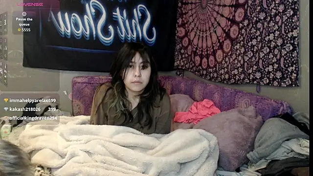 London Ray online show from September 2025 04:36:02 AM