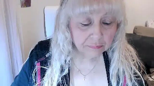 Snapshot of SusiLifeXXX chatting on October 2025 09:30:01 PM SusiLifeXXX online show from October 2025 09:30:01 PM