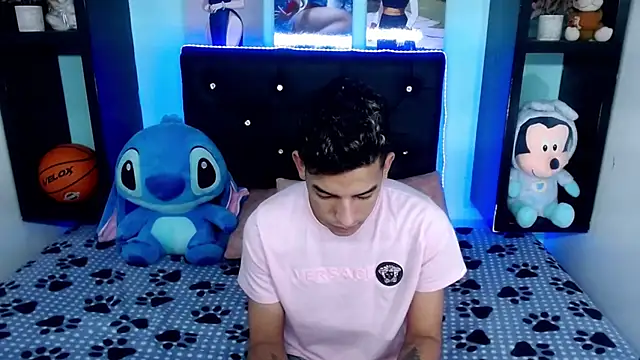 x oliver x online show from September 2025 03:56:01 AM