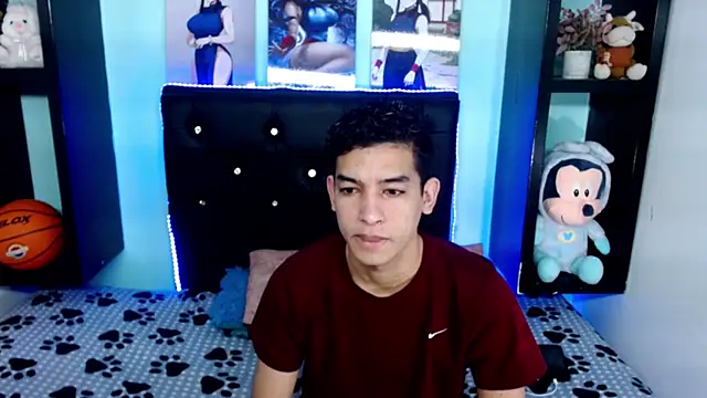 x oliver x online show from November 2025 04:36:02 AM