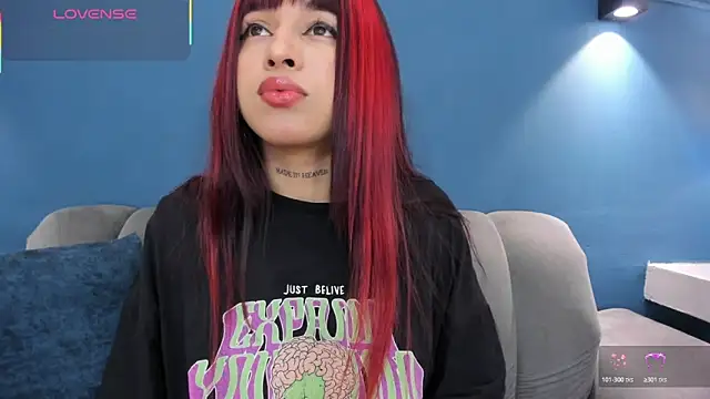 MartinaBlakees online show from November 2025 02:07:02 PM