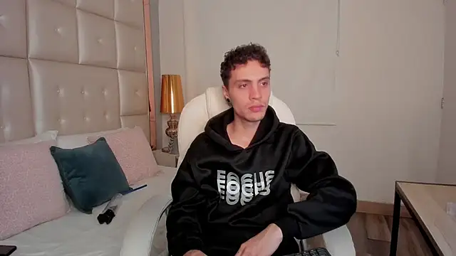 dark sun302 online show from September 2025 09:20:02 PM