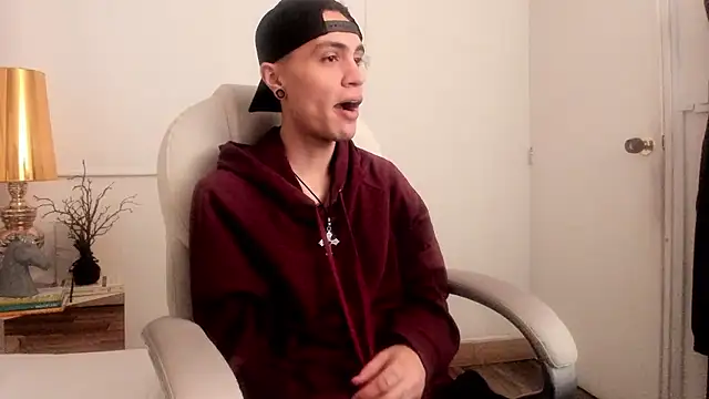 dark sun302 online show from January 2026 02:38:01 AM