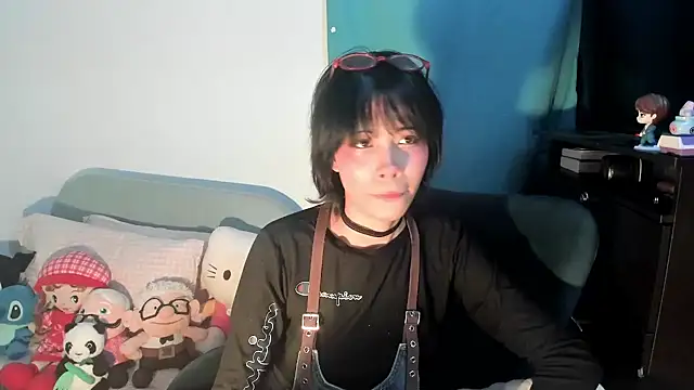 Snapshot of dolliette24 chatting on September 2025 03:07:02 AM dolliette24 online show from September 2025 03:07:02 AM