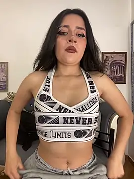 ZaraTrump online show from October 2025 10:07:01 PM