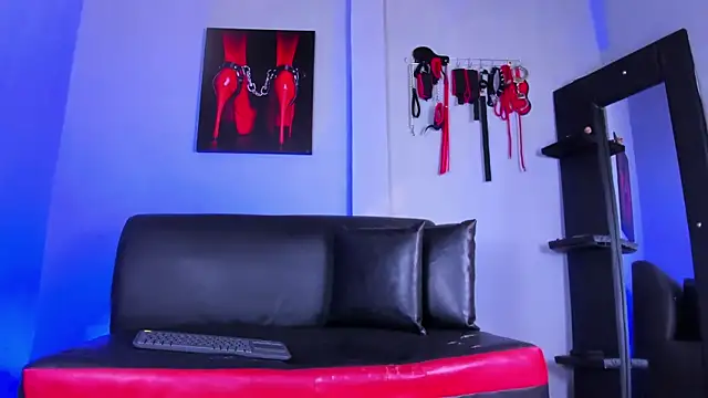 isabellestone online show from September 2025 08:12:02 PM