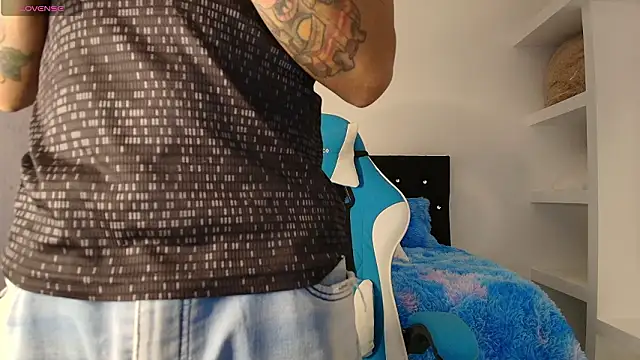 willou 86 online show from February 2026 05:06:02 PM