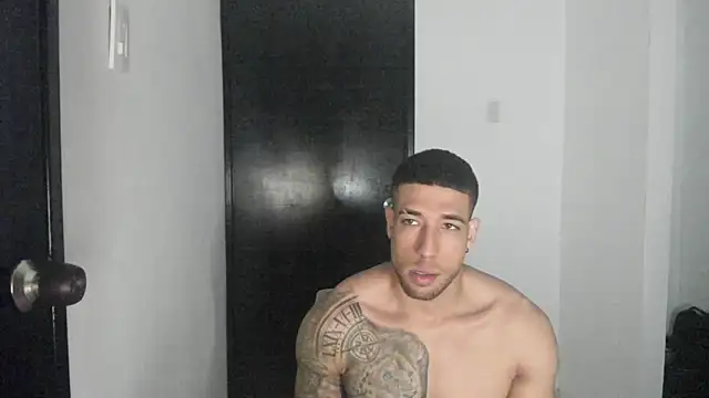 ThiagoLugo online show from June 2026 11:29:02 PM