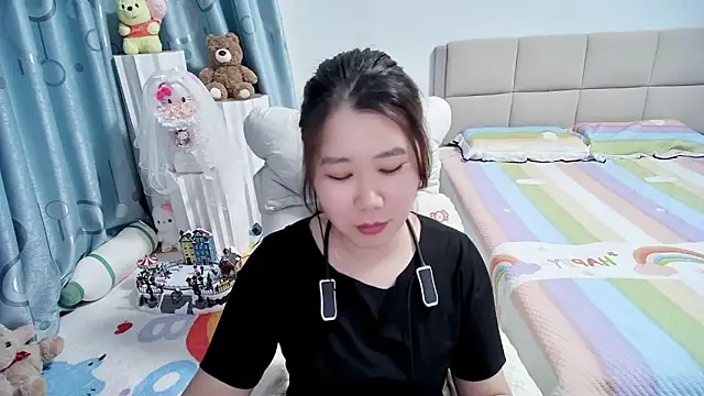 Onlyxixi online show from April 2026 12:41:01 PM