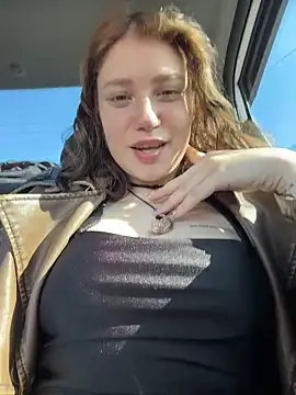 Snapshot of lucy-joy chatting on March 2026 07:31:01 AM lucy-joy online show from March 2026 07:31:01 AM