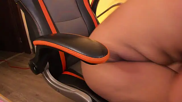 Verolake online show from December 2025 09:00:01 PM