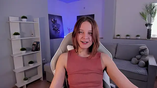 Snapshot of AlicePill chatting on October 2025 07:31:02 AM AlicePill online show from October 2025 07:31:02 AM