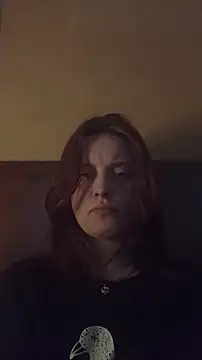 Snapshot of AlicePill chatting on December 2025 11:14:02 AM AlicePill online show from December 2025 11:14:02 AM