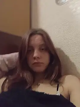 Snapshot of AlicePill chatting on December 2025 09:00:01 PM AlicePill online show from December 2025 09:00:01 PM