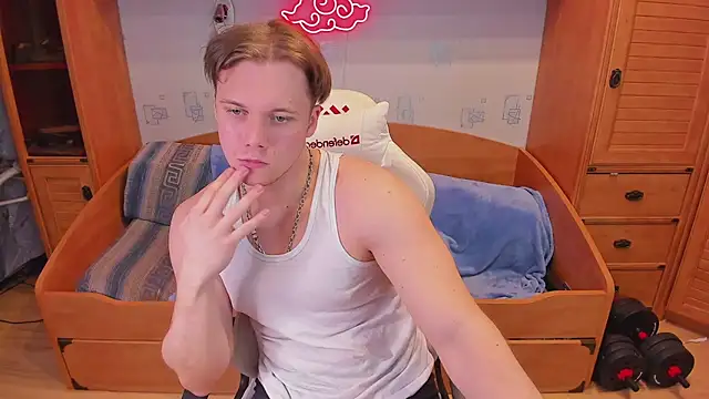 Dexter Bennett online show from April 2026 07:15:01 PM