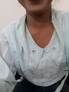 Snapshot of AnkitaDevi chatting on December 2025 07:59:01 AM AnkitaDevi online show from December 2025 07:59:01 AM