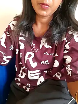 Snapshot of AnkitaDevi chatting on June 2026 09:12:01 AM AnkitaDevi online show from June 2026 09:12:01 AM