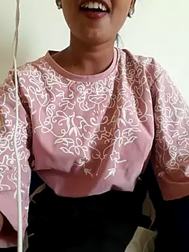 Snapshot of AnkitaDevi chatting on June 2026 04:29:02 AM AnkitaDevi online show from June 2026 04:29:02 AM
