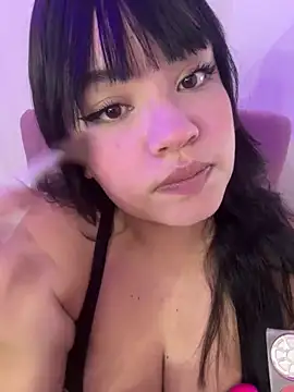 Emily Taylor2 online show from May 2026 01:55:01 AM