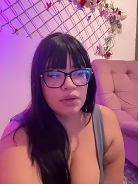 Emily Taylor2 online show from June 2026 02:03:02 AM