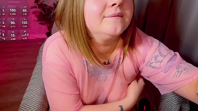 Snapshot of NaomiRey1 chatting on February 2026 05:32:01 PM NaomiRey1 online show from February 2026 05:32:01 PM