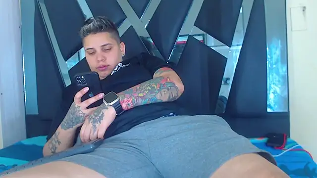 Snapshot of karla_sexy21 chatting on October 2025 04:30:01 AM karla sexy21 online show from October 2025 04:30:01 AM