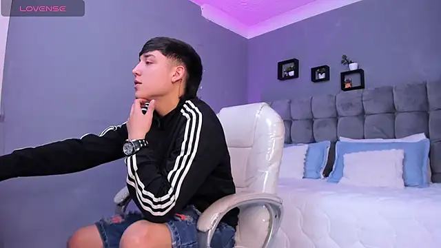 Ares di martin online show from November 2025 05:18:02 AM