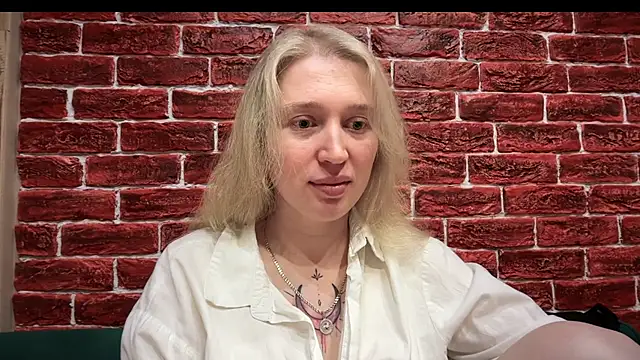 Snapshot of CitrusBlissss chatting on October 2025 12:09:01 PM CitrusBlissss online show from October 2025 12:09:01 PM