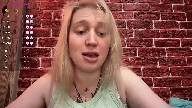 Snapshot of CitrusBlissss chatting on November 2025 12:26:01 PM CitrusBlissss online show from November 2025 12:26:01 PM