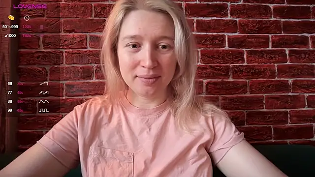 Snapshot of CitrusBlissss chatting on November 2025 02:47:02 AM CitrusBlissss online show from November 2025 02:47:02 AM