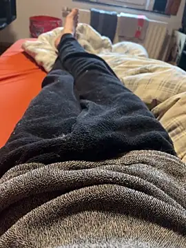 Snapshot of mas20043 chatting on October 2025 02:06:02 PM mas20043 online show from October 2025 02:06:02 PM