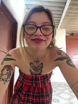 KoraSweett online show from March 2026 07:42:01 PM