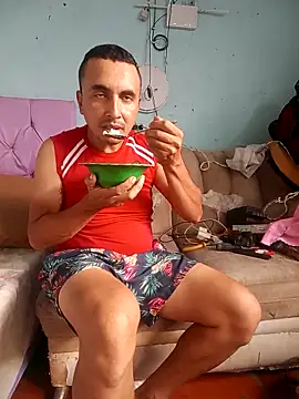 miroqui143 online show from February 2026 02:42:02 PM