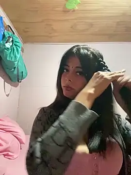kiittyselenita online show from May 2026 02:38:01 AM