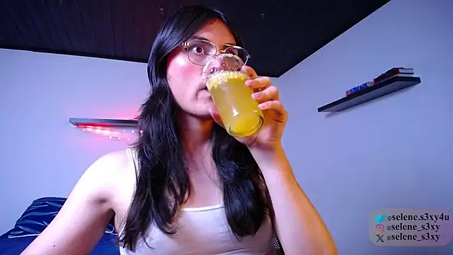 selene s3x online show from September 2025 10:47:01 PM