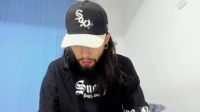 Snapshot of Theferxxo_12 chatting on October 2025 11:07:01 PM Theferxxo 12 online show from October 2025 11:07:01 PM