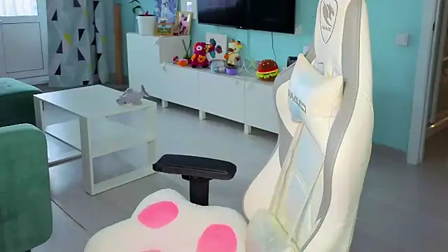 Snapshot of Im_suka chatting on February 2026 03:00:02 AM Im suka online show from February 2026 03:00:02 AM