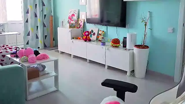 Snapshot of Im_suka chatting on February 2026 03:28:02 AM Im suka online show from February 2026 03:28:02 AM