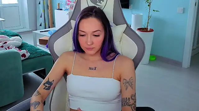 Snapshot of Im_suka chatting on March 2026 04:29:02 AM Im suka online show from March 2026 04:29:02 AM