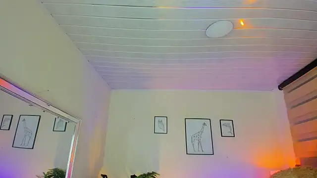 Snapshot of LusyKitty chatting on September 2025 03:05:01 PM LusyKitty online show from September 2025 03:05:01 PM