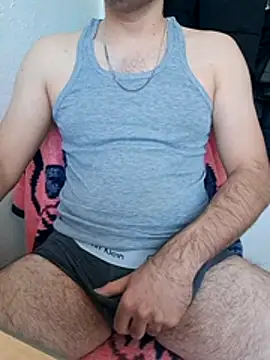 Snapshot of esmerkralkobra chatting on February 2026 12:05:02 PM esmerkralkobra online show from February 2026 12:05:02 PM