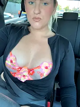 Charleigh xx online show from September 2025 04:32:02 PM