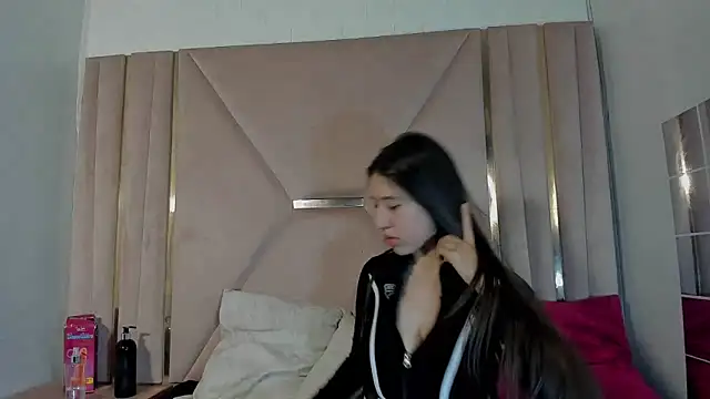 Snapshot of venusmorgan chatting on September 2025 02:42:01 PM venusmorgan online show from September 2025 02:42:01 PM