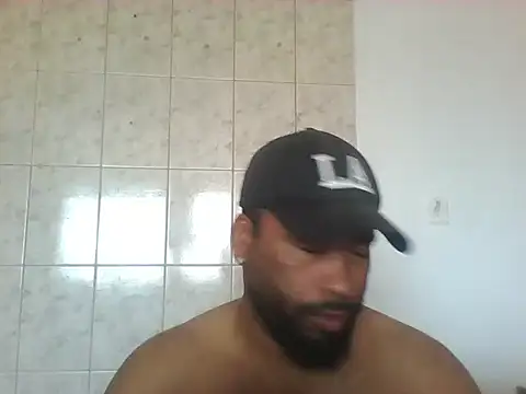 Snapshot of OliveiraSeven chatting on May 2026 02:00:01 PM OliveiraSeven online show from May 2026 02:00:01 PM
