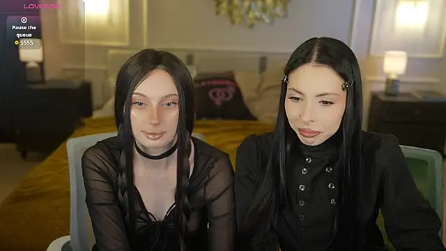 VivianSweet  online show from April 2026 10:23:01 AM