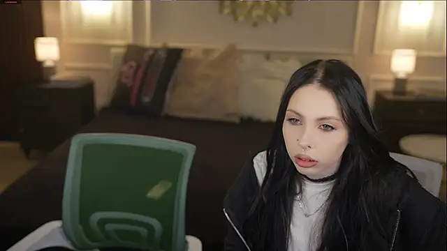 Snapshot of VivianSweet_ chatting on April 2026 10:32:01 AM VivianSweet online show from April 2026 10:32:01 AM