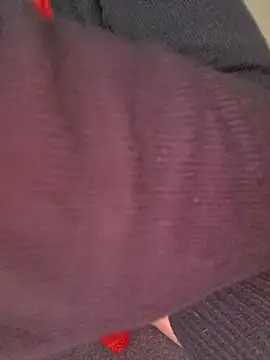 Snapshot of Volcaniiia chatting on April 2026 05:21:02 PM Volcaniiia online show from April 2026 05:21:02 PM