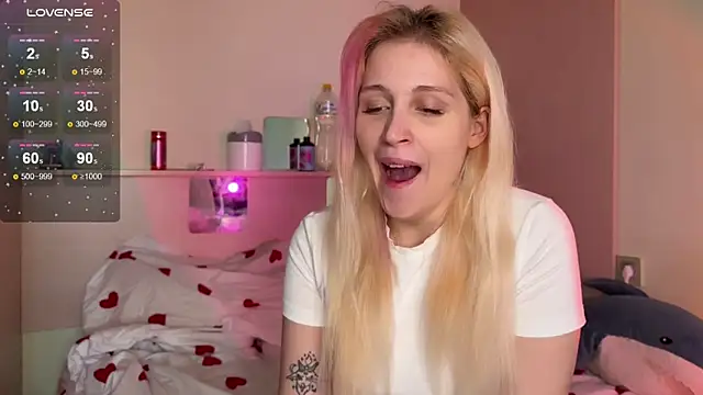  Annabel Myr  online show from October 2025 11:41:02 AM