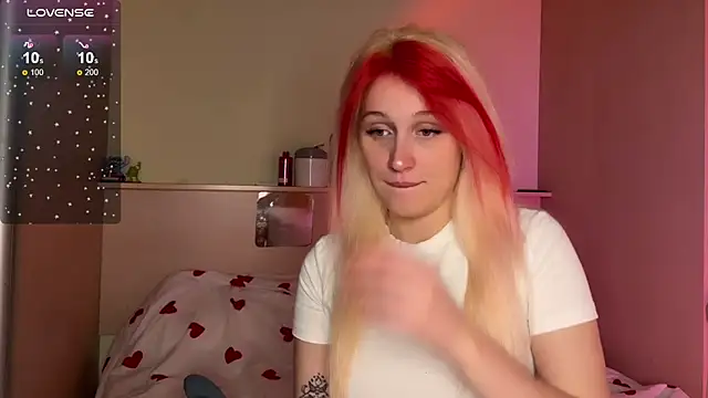 Snapshot of _Annabel_Myr_ chatting on November 2025 11:10:02 AM Annabel Myr online show from November 2025 11:10:02 AM