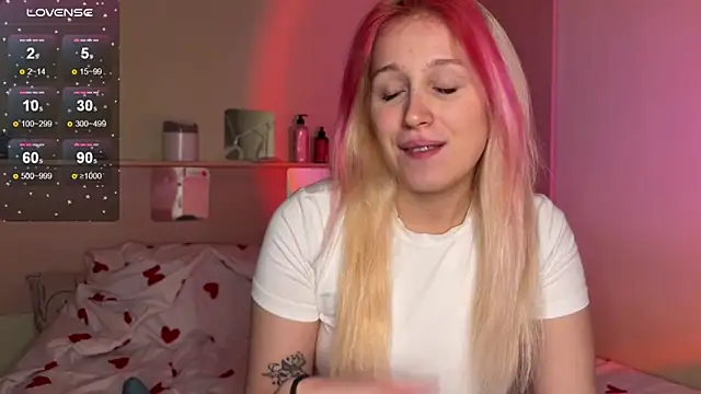 Snapshot of _Annabel_Myr_ chatting on November 2025 11:10:01 AM Annabel Myr online show from November 2025 11:10:01 AM